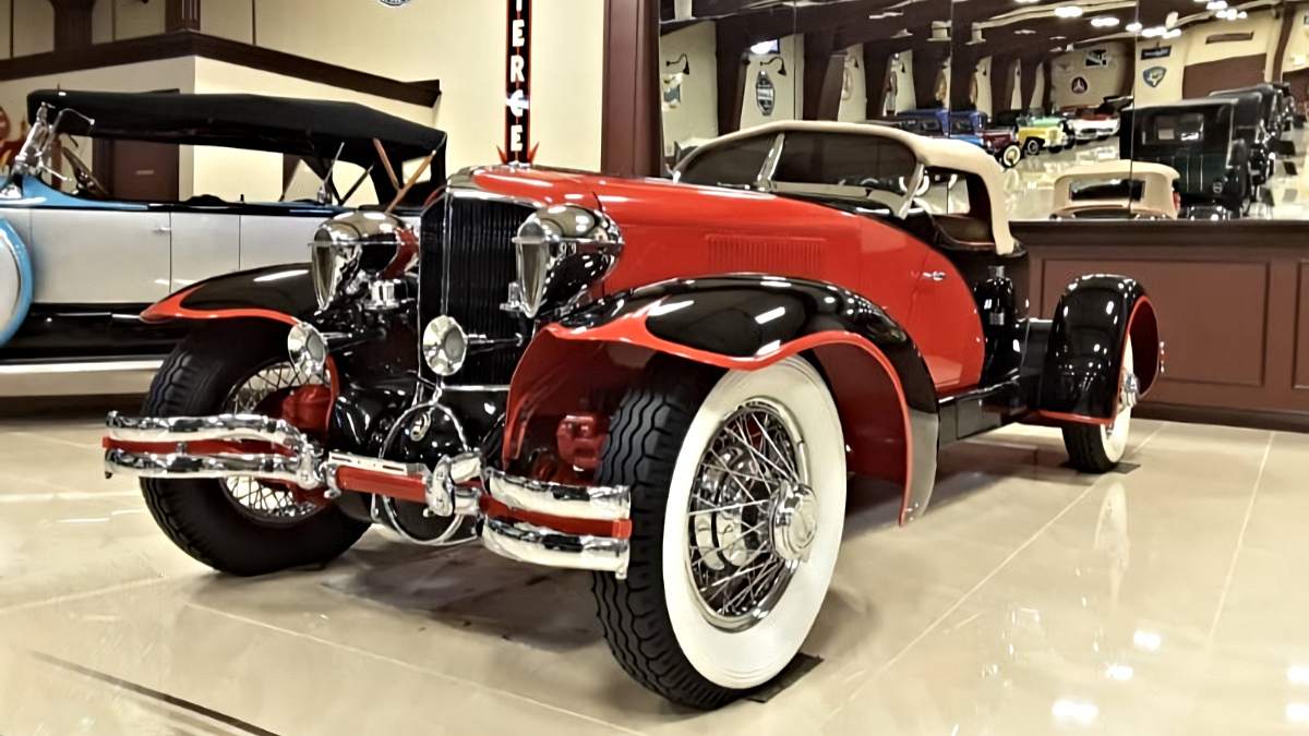Click to Enlarge-Esc to Close myimgs/ArtDecoCars1910-36/1931 Cord L29 Speedster.jpg